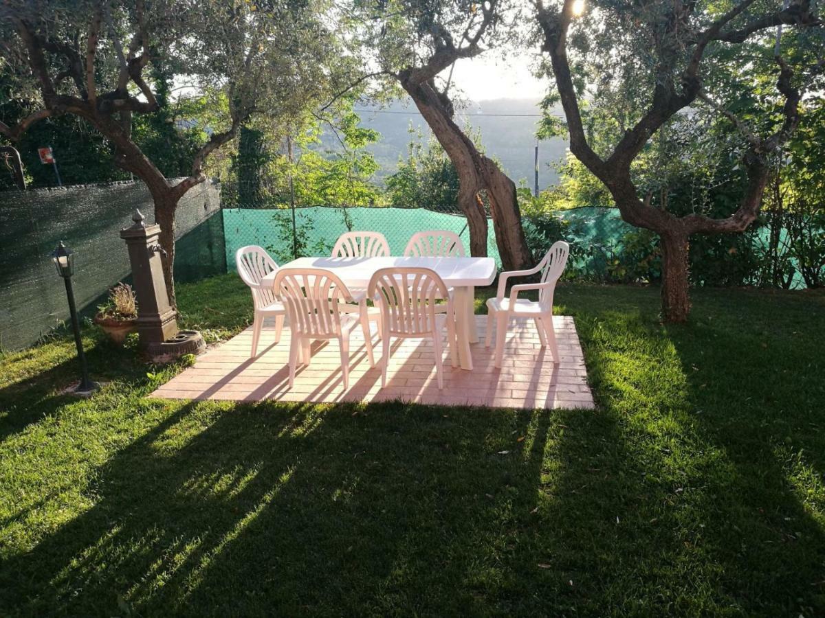 Chalet Delle Rose Saludecio Buitenkant foto